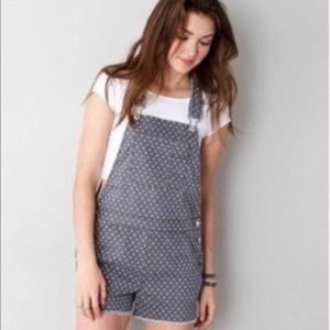 American Eagle Gray Polka Dot Denim Short Overalls